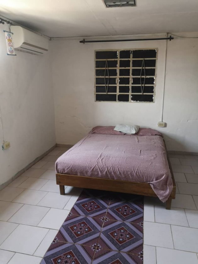 Casa de 2 habitaciones en venta en Cerro, La Habana