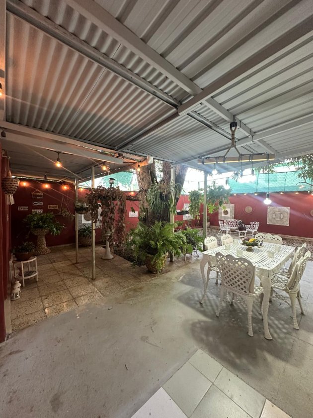 Casa Independiente de 4 habitaciones en venta en Sevillano, Diez de Octubre, La Habana