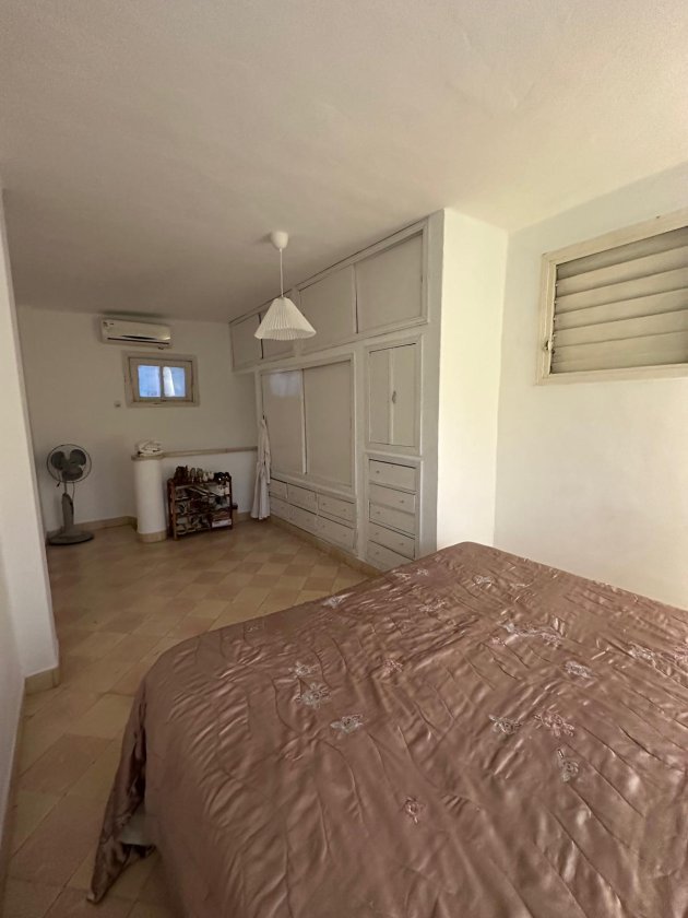 Casa Independiente de 4 habitaciones en venta en Sevillano, Diez de Octubre, La Habana
