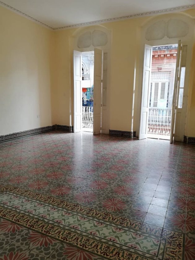 Apartment with 4 bedrooms for sale in Habana Vieja, La Habana