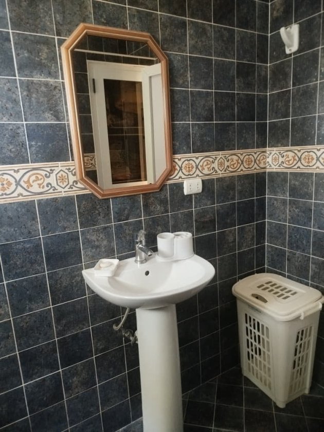 Casa Independiente de 4 habitaciones en venta en DBeche, Guanabacoa, La Habana