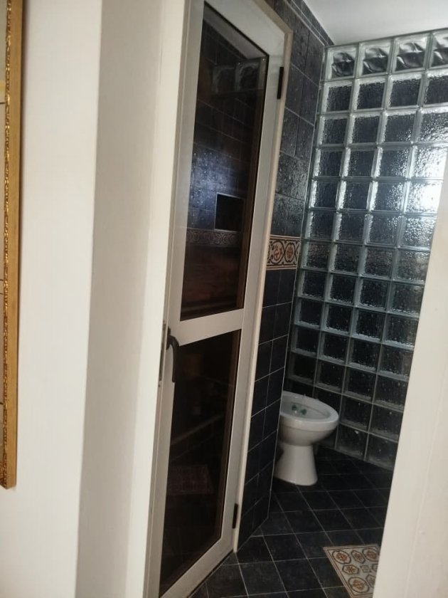 Casa Independiente de 4 habitaciones en venta en DBeche, Guanabacoa, La Habana
