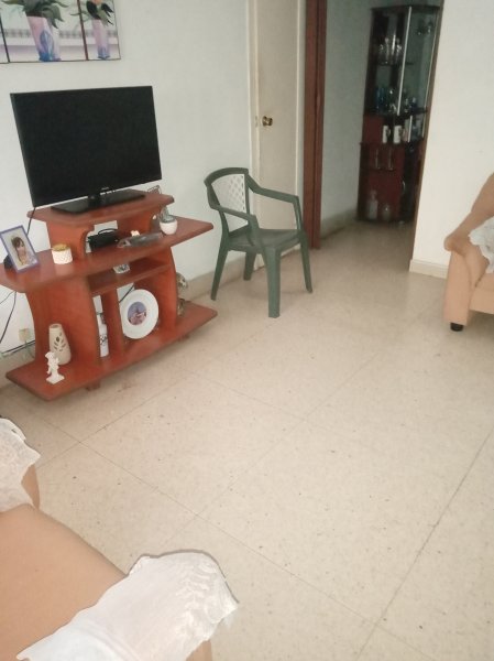 Apartamento de 2 habitaciones en venta en Rampa, Plaza de la Revolución, La Habana - 3