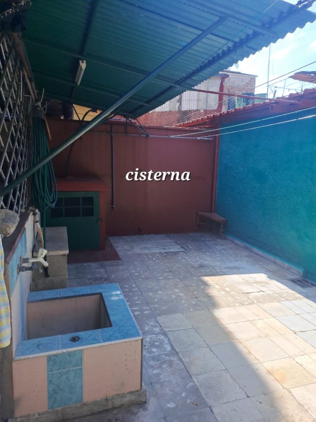 Casa Independiente de 4 habitaciones en venta en Zamora, Marianao, La Habana