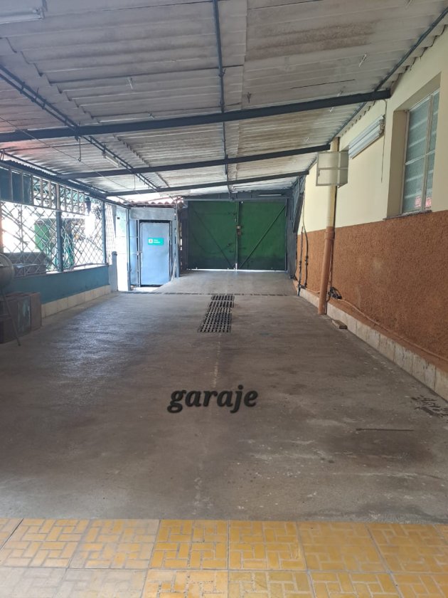 Casa Independiente de 4 habitaciones en venta en Zamora, Marianao, La Habana