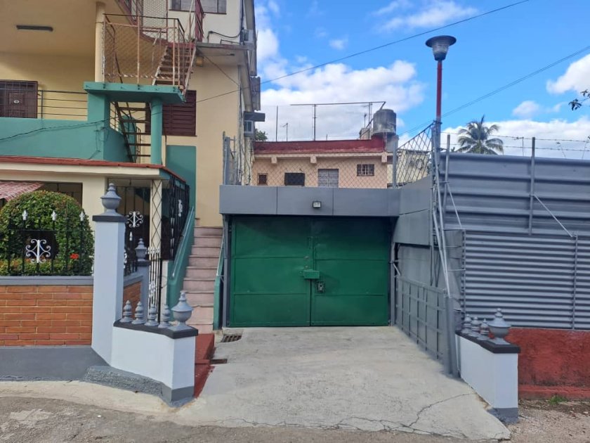Casa Independiente de 4 habitaciones en venta en Zamora, Marianao, La Habana
