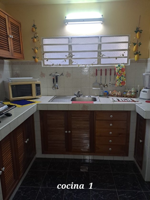 Casa Independiente de 4 habitaciones en venta en Zamora, Marianao, La Habana