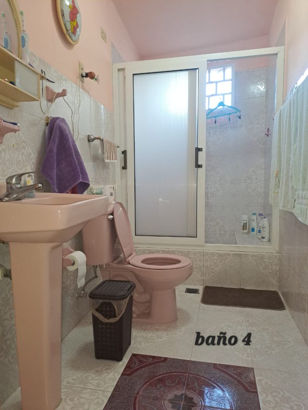 Casa Independiente de 4 habitaciones en venta en Zamora, Marianao, La Habana