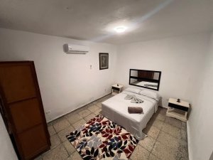 Casa Independiente de 6 habitaciones en venta en Reparto Bahía, Habana del Este, La Habana - Miniatura 5