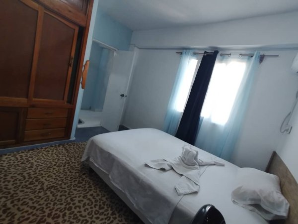 Casa de 2 habitaciones en venta en Centro Habana, La Habana - 3