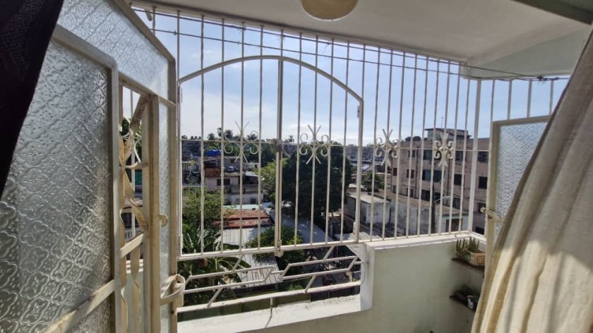 Apartamento de 3 habitaciones en venta en La Lisa, La Habana