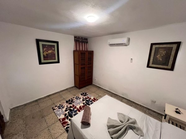 Detached House with 6 bedrooms for sale in Reparto Bahía, Habana del Este, La Habana - 10