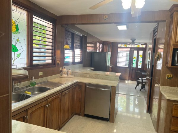 Casa Independiente de 4 habitaciones en venta en Siboney - Playa, Playa, La Habana - 7