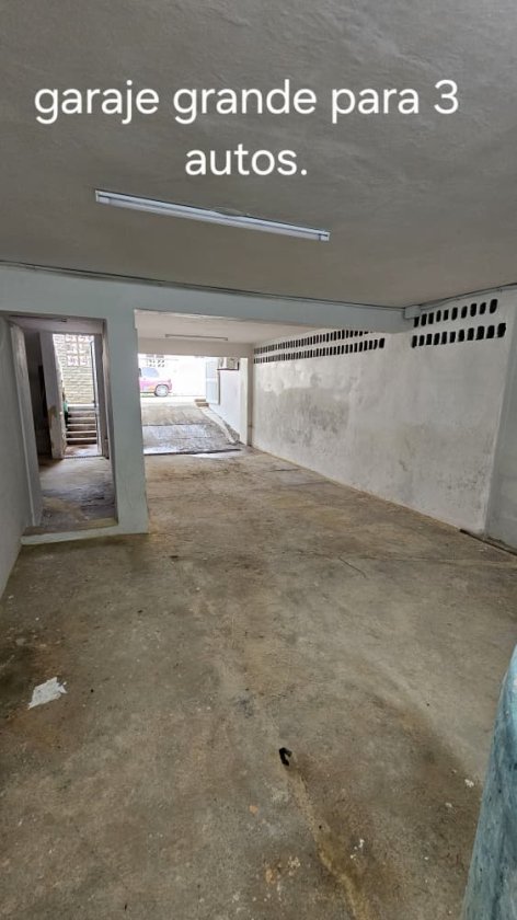 Casa Independiente de 2 habitaciones en venta en Náutico, Playa, La Habana