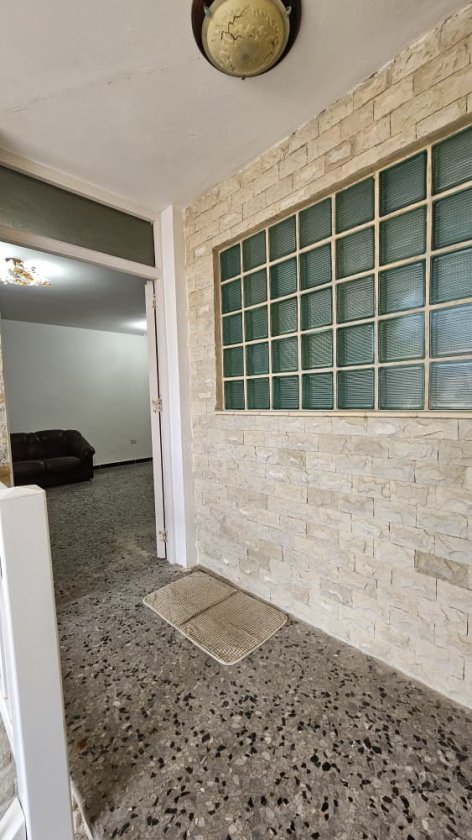 Casa Independiente de 2 habitaciones en venta en Náutico, Playa, La Habana