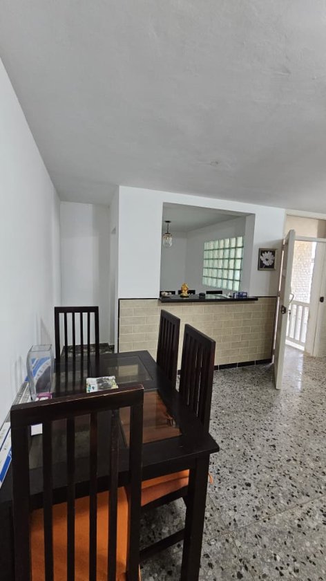 Casa Independiente de 2 habitaciones en venta en Náutico, Playa, La Habana