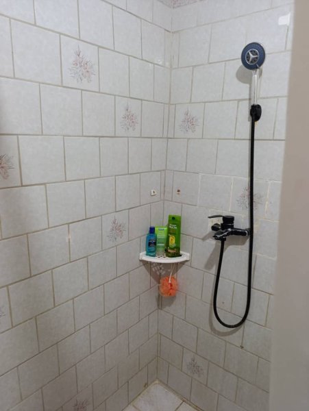 Casa Independiente de 6 habitaciones en venta en Guanabo, Habana del Este, La Habana - 7