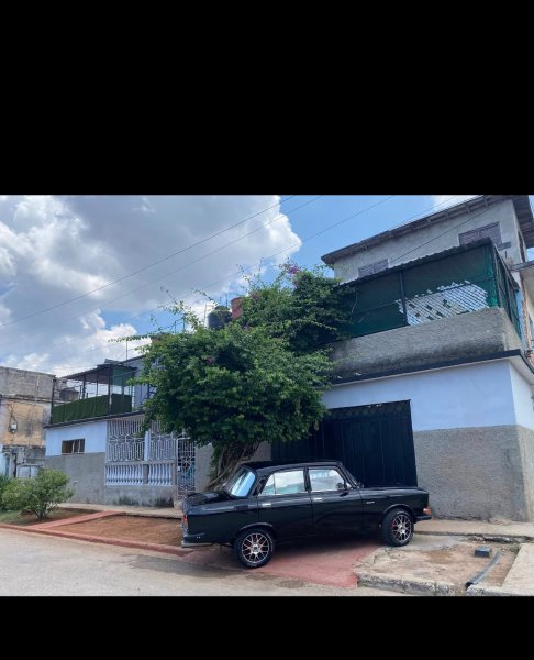 Casa Independiente de 3 habitaciones en venta en Buenavista, Playa, La Habana