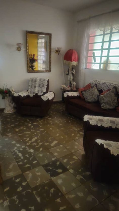 Casa Independiente de 3 habitaciones en venta en Cojímar, Habana del Este, La Habana