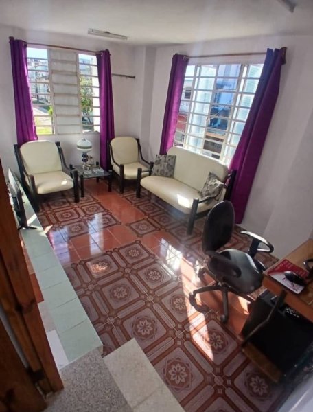 Duplex with 5 bedrooms for sale in Víbora, Diez de Octubre, La Habana