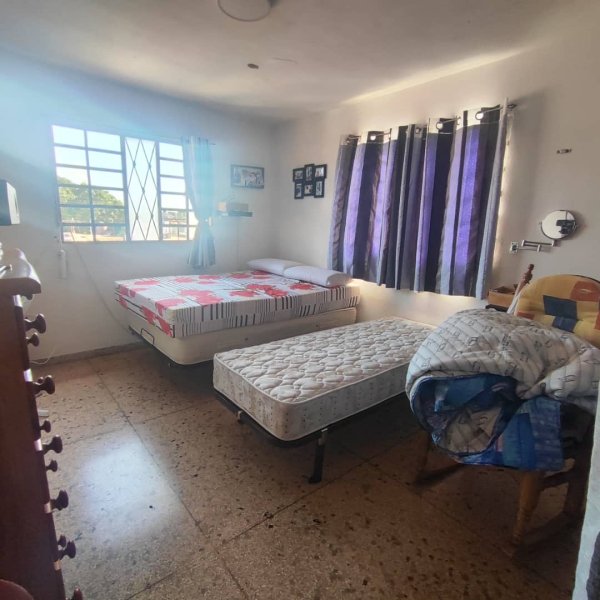 Duplex with 3 bedrooms for sale in Versalles - Coronela, La Lisa, La Habana - 2