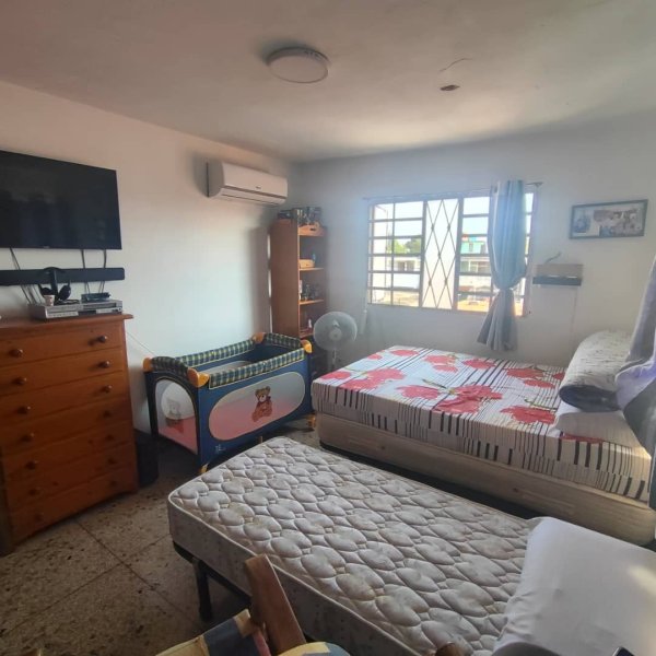 Duplex with 3 bedrooms for sale in Versalles - Coronela, La Lisa, La Habana - 6