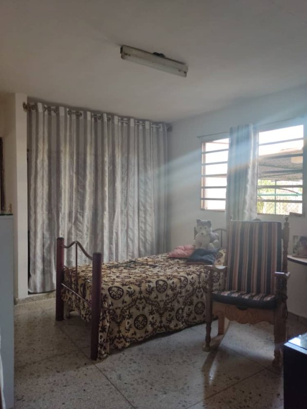 Duplex with 3 bedrooms for sale in Versalles - Coronela, La Lisa, La Habana