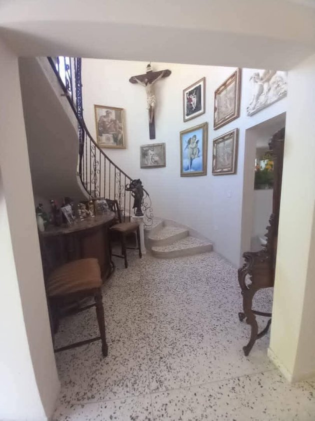 Casa Independiente de 6 habitaciones en venta en Cojímar, Habana del Este, La Habana