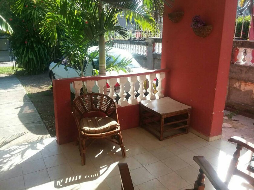 Casa de 3 habitaciones en venta en Antonio Guiteras, Habana del Este, La Habana
