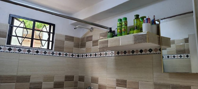 House with 2 bedrooms for sale in Pomo de Oro, Guanabacoa, La Habana