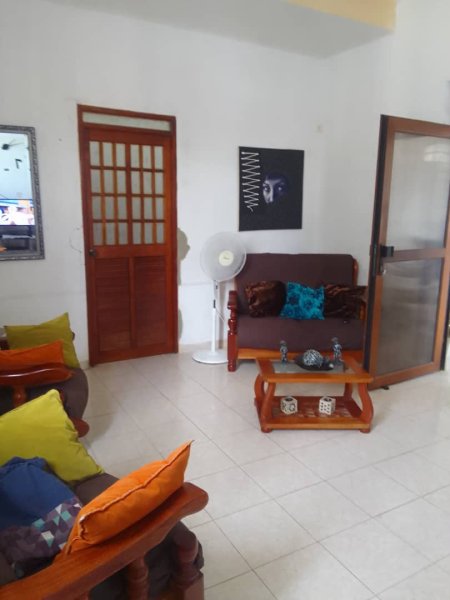 House with 3 bedrooms for sale in Diez de Octubre, La Habana - 13