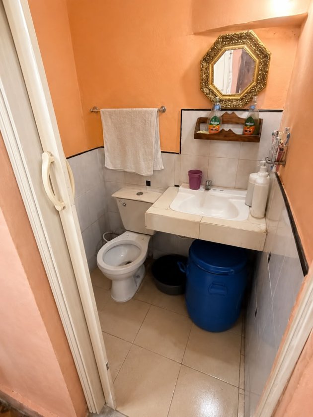 Casa Independiente de 4 habitaciones en venta en Cerro, La Habana