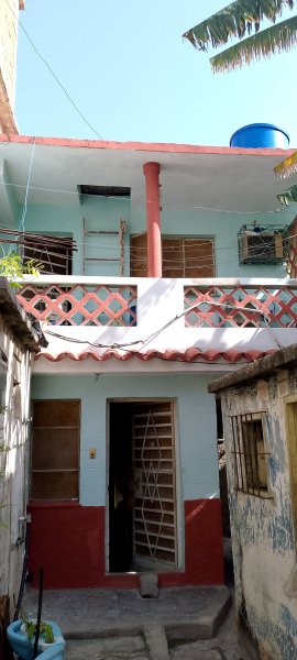 Biplanta de 2 habitaciones en venta en Diez de Octubre, La Habana - 4