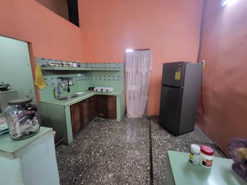 Apartamento de 2 habitaciones en venta en San Lázaro, Centro Habana, La Habana
