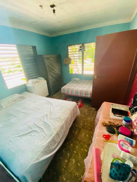 House with 2 bedrooms for sale in Las Tunas - 11