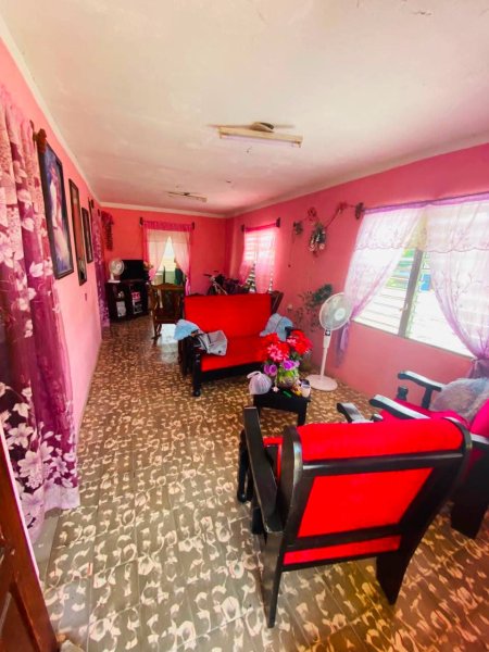 House with 2 bedrooms for sale in Las Tunas - 4