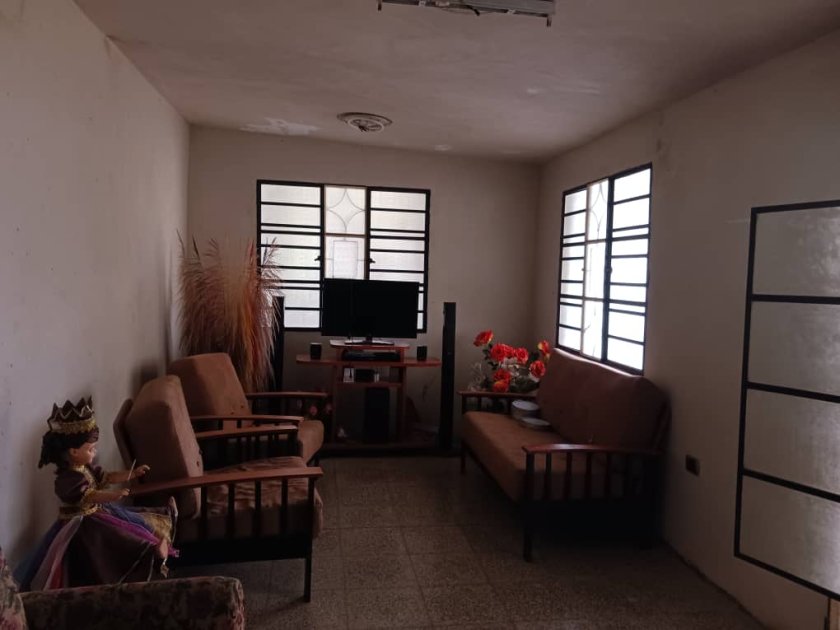 Casa Independiente de 2 habitaciones en venta en Parcelación, Arroyo Naranjo, La Habana