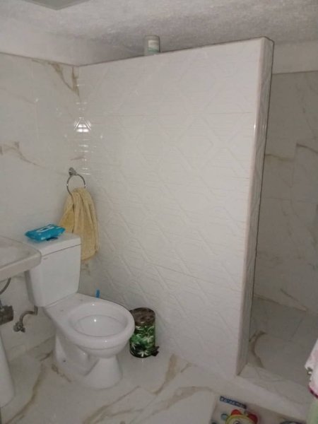 Casa Independiente de 4 habitaciones en venta en Santos Suárez, Diez de Octubre, La Habana - 10