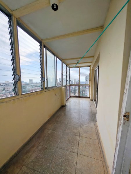 Apartment with 4 bedrooms for sale in Vedado, Plaza de la Revolución, La Habana - 3