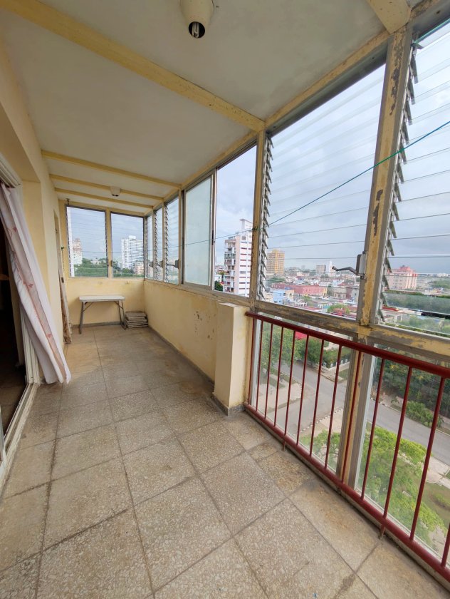 Apartment with 4 bedrooms for sale in Vedado, Plaza de la Revolución, La Habana