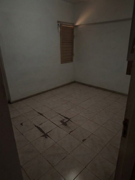 Apartamento de 3 habitaciones en permuta en Jesús María, Habana Vieja, La Habana - 2