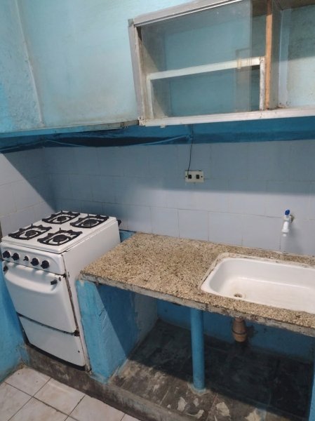 Apartamento de 3 habitaciones en permuta en Jesús María, Habana Vieja, La Habana - 6