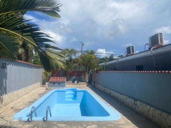 Casa Independiente de 5 habitaciones en venta en Cojímar, Habana del Este, La Habana - 11
