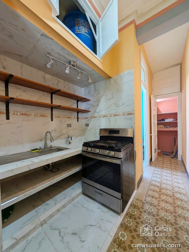 Apartment with 2 bedrooms for sale in Vedado, Plaza de la Revolución, La Habana