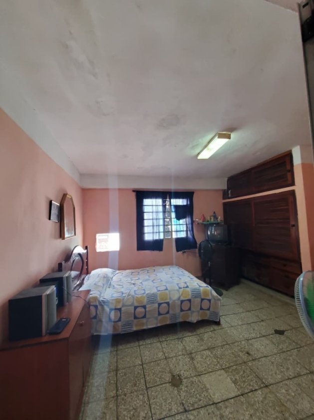 House with 4 bedrooms for sale in Cerro, La Habana