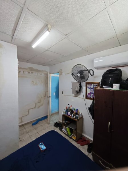 Casa de 3 habitaciones en venta en Santiago de las Vegas, Boyeros, La Habana - 15