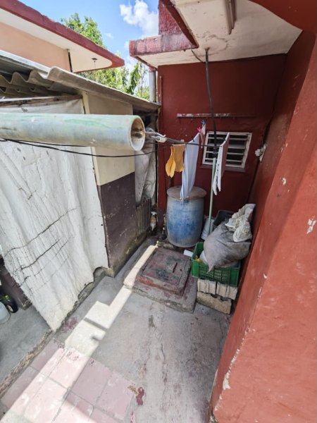Casa de 3 habitaciones en venta en Santiago de las Vegas, Boyeros, La Habana - 19