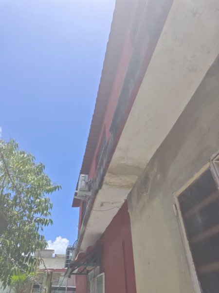 Casa de 3 habitaciones en venta en Santiago de las Vegas, Boyeros, La Habana - 2