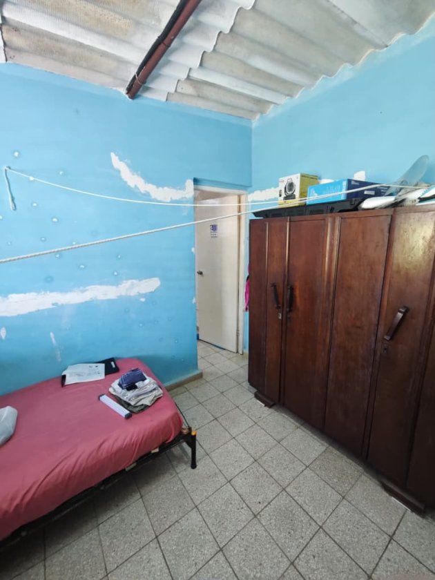 Casa de 3 habitaciones en venta en Santiago de las Vegas, Boyeros, La Habana