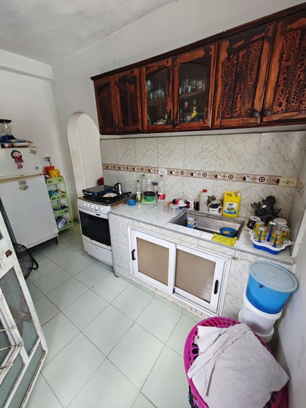 Casa de 3 habitaciones en venta en Santiago de las Vegas, Boyeros, La Habana